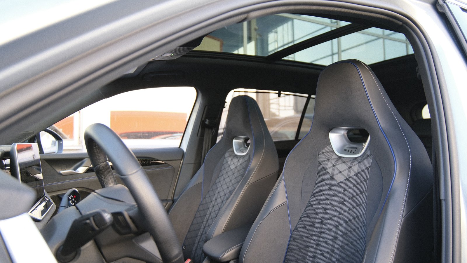 VW Tayron 2.0 TDI SCR R-Line 4Motion DSG, Diesel, Occasion / Utilisé, Automatique - 5