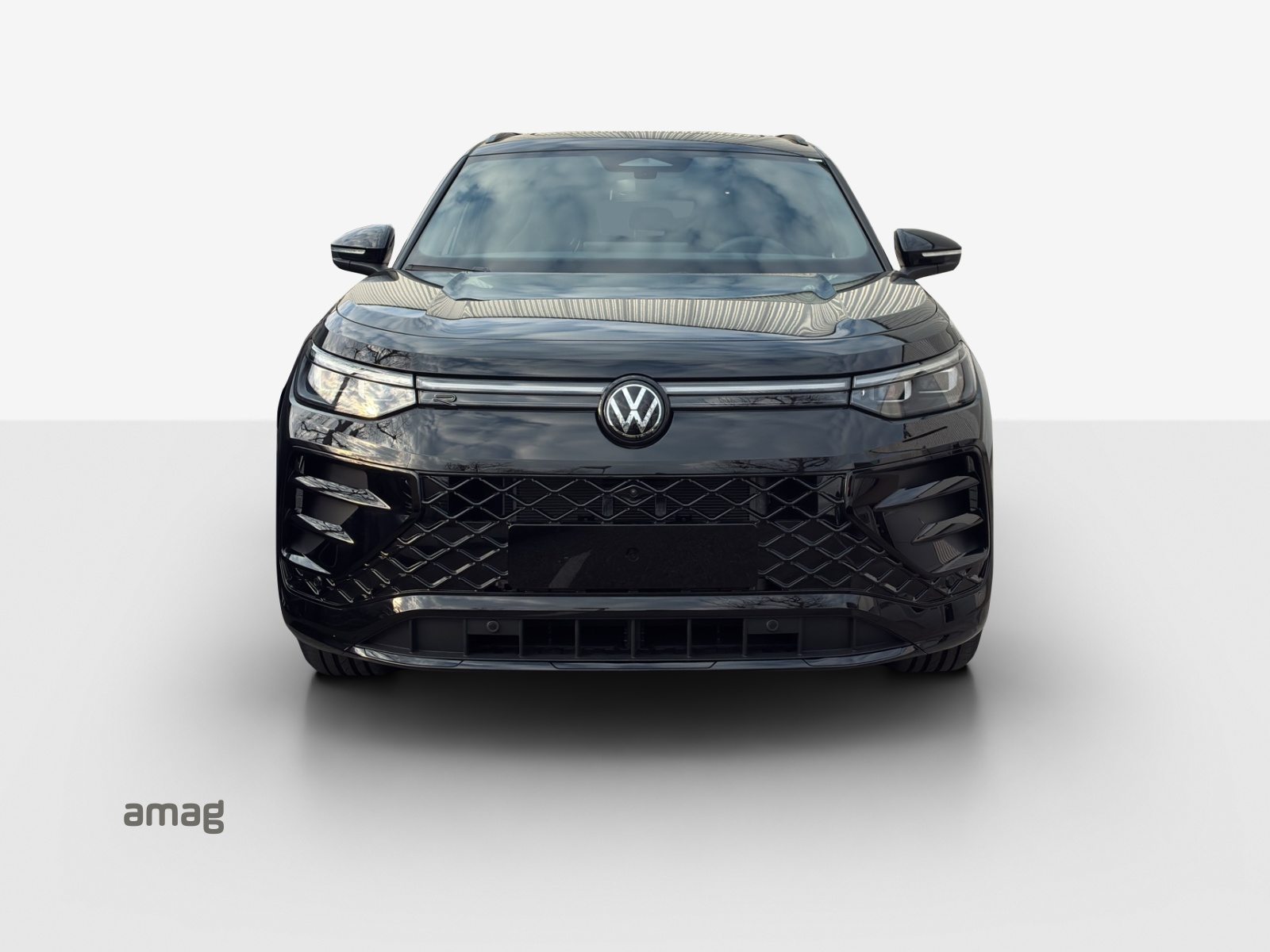 VW Tayron R-Line, Full-Hybrid Petrol/Electric, Second hand / Used, Automatic - 7