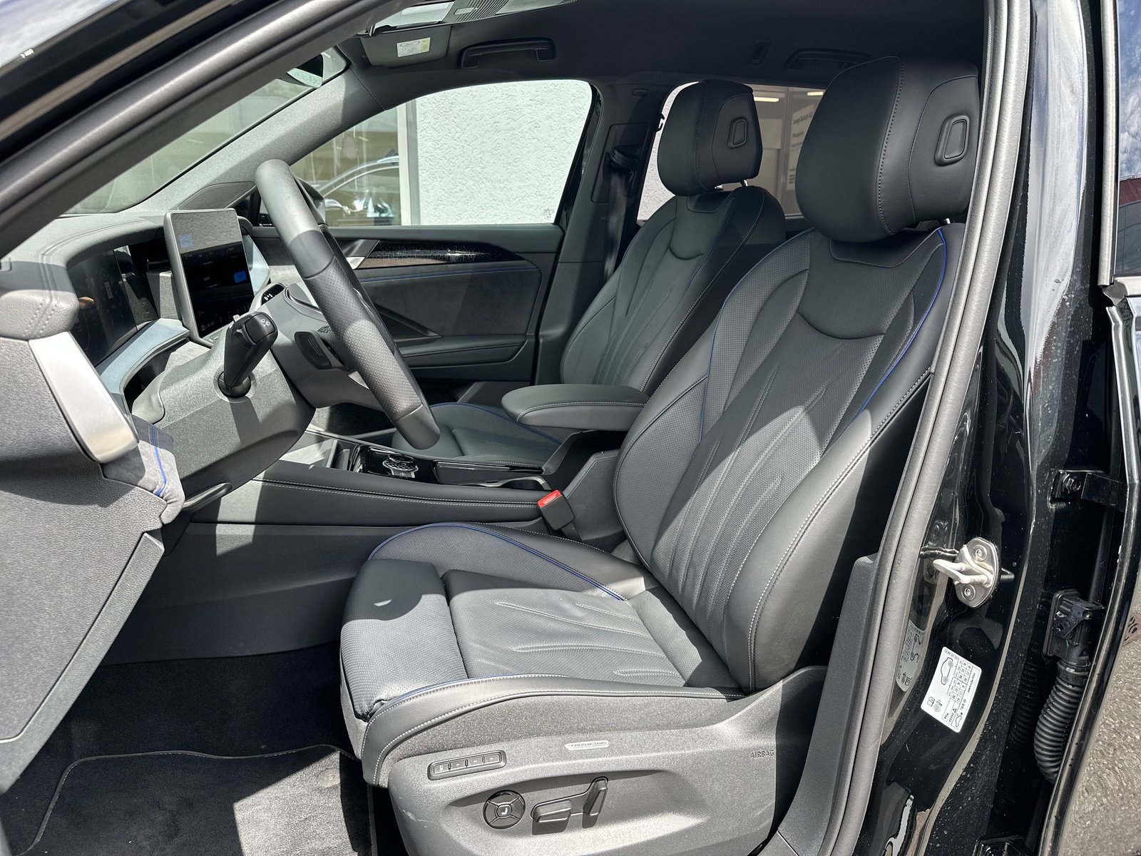 VW Tayron 2.0 TSI R-Line DSG 4Motion, Mild-Hybrid Benzin/Elektro, Occasion / Gebraucht, Automatik - 5