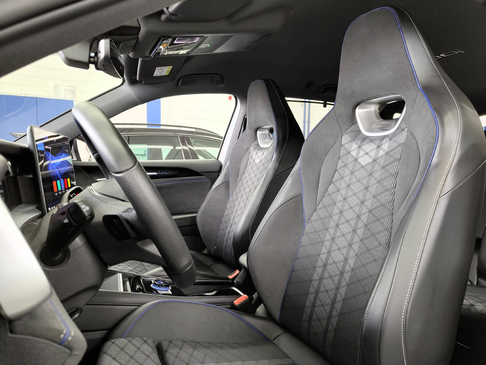 VW Tayron 2.0 TSI R-Line DSG 4Motion, Benzin, Occasion / Gebraucht, Automatik - 6