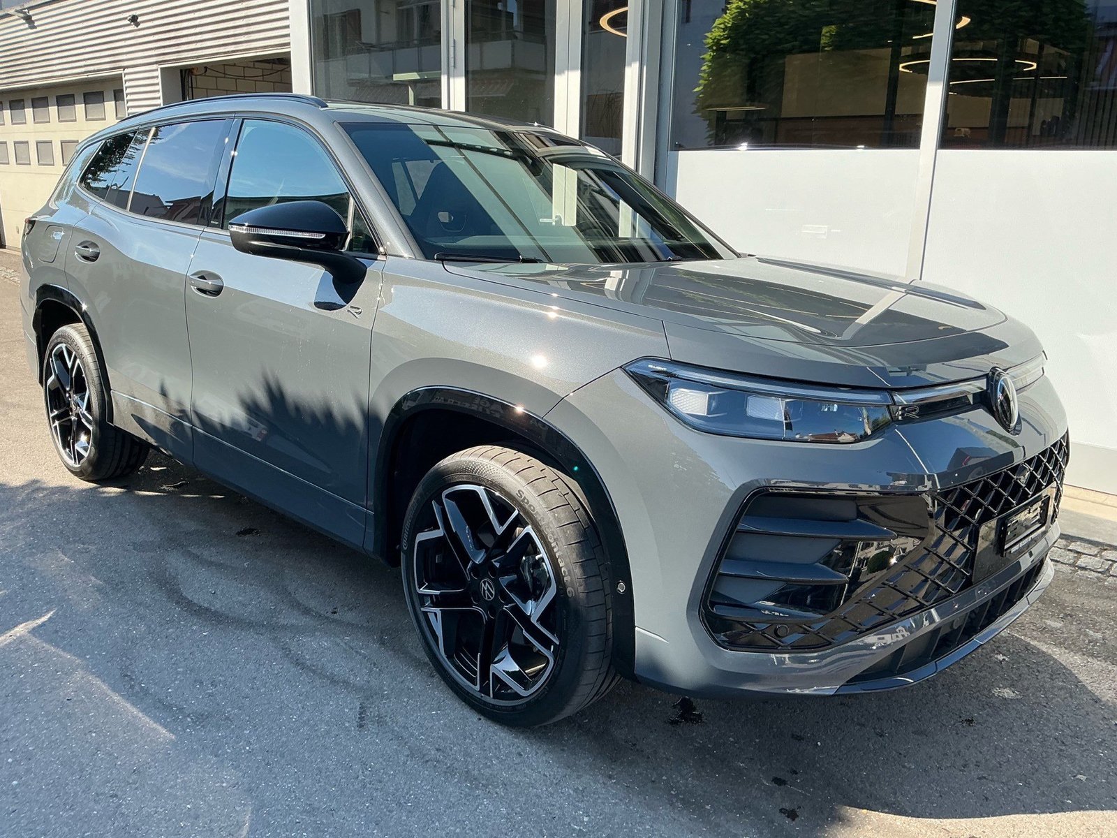 VW Tayron 2.0 TSI 265 PS 4MOTION R-Line *** TOP AUSSTATTUNG, Benzina, Occasioni / Usate, Automatico - 3