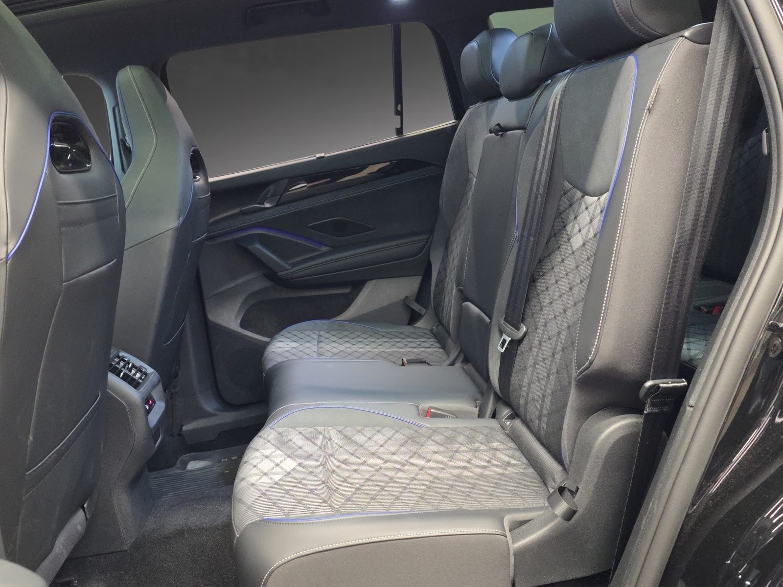 VW Tayron R-Line UNITED, Diesel, Occasion / Gebraucht, Automatik - 7