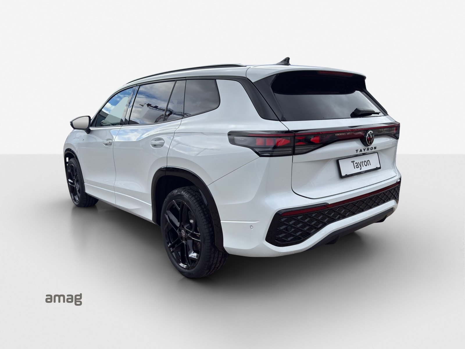 VW Tayron R-Line, Hybride Intégral Essence/Électricité, Voiture de démonstration, Automatique - 3