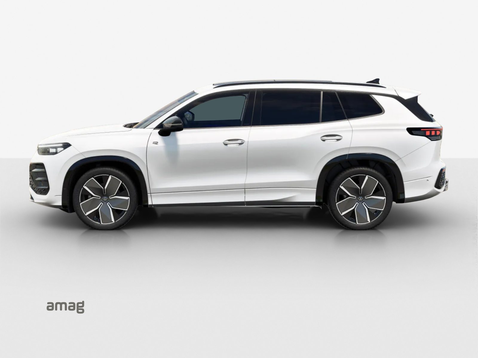 VW Tayron R-Line, Diesel, Ex-demonstrator, Automatic - 2