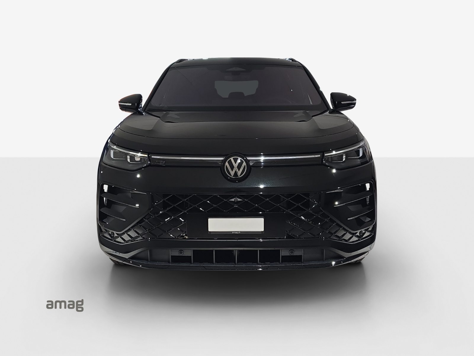 VW Tayron R-Line, Full-Hybrid Petrol/Electric, Second hand / Used, Automatic - 7