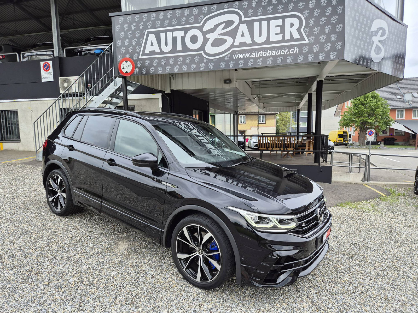 VW Tiguan 2.0 TSI R 320 DSG Akrapovic