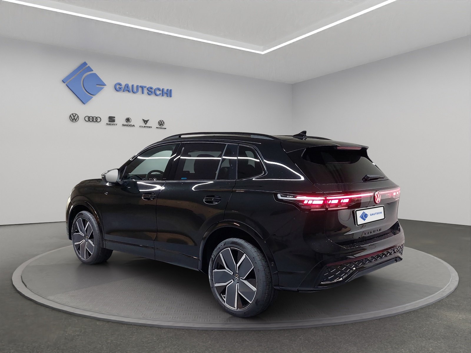 VW Tiguan 2.0 TSI DSG R-Line Plus 4Motion, Benzina, Auto nuove, Automatico - 3