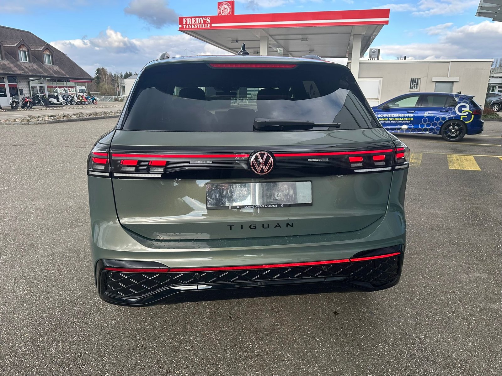 VW Tiguan 2.0 TSI DSG R-Line Plus 4Motion, Benzin, Neuwagen, Automatik - 4