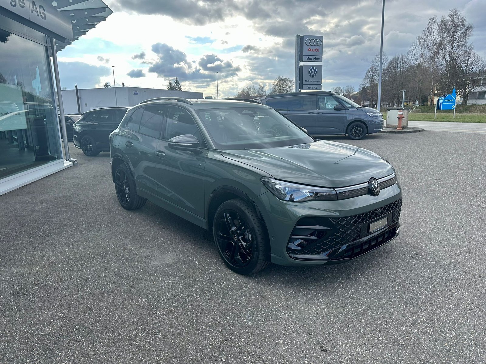VW Tiguan 2.0 TSI DSG R-Line Plus 4Motion, Benzin, Neuwagen, Automatik - 7