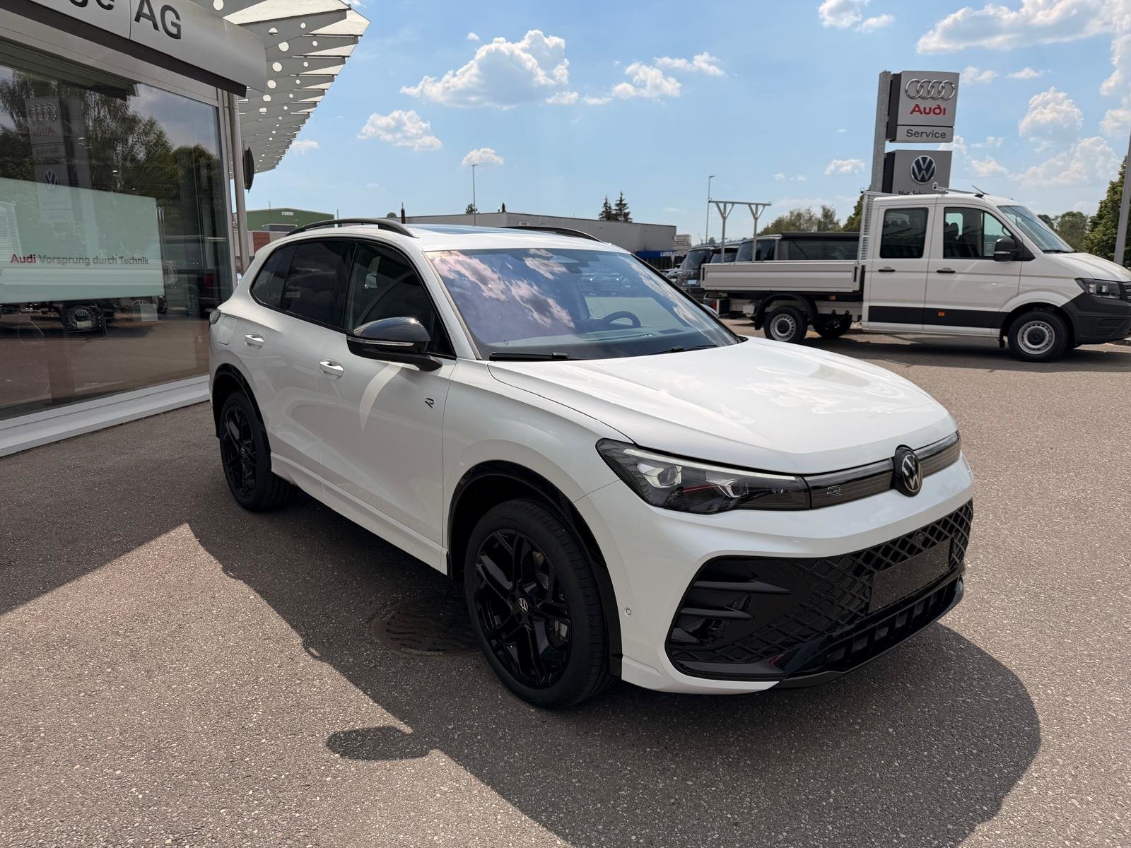 VW Tiguan 2.0 TSI DSG R-Line United 4Motion, Benzina, Auto nuove, Automatico - 7
