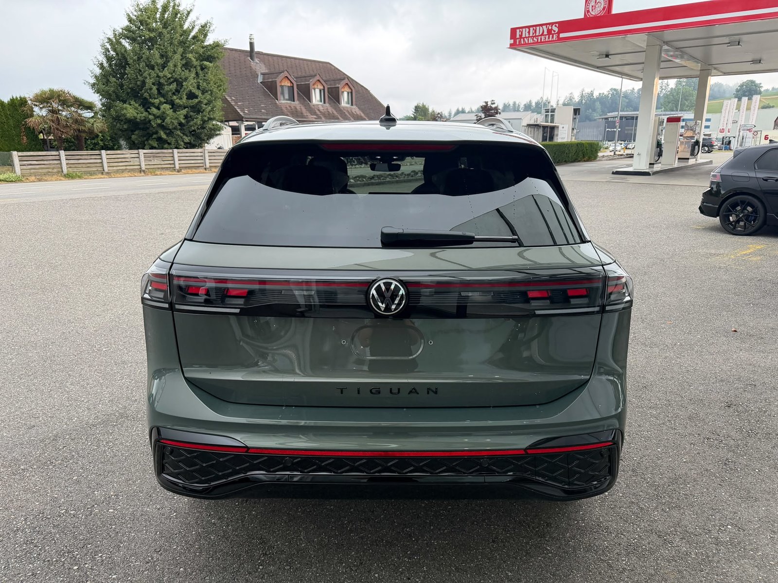 VW Tiguan 2.0 TSI DSG R-Line United 4Motion, Benzina, Auto nuove, Automatico - 4