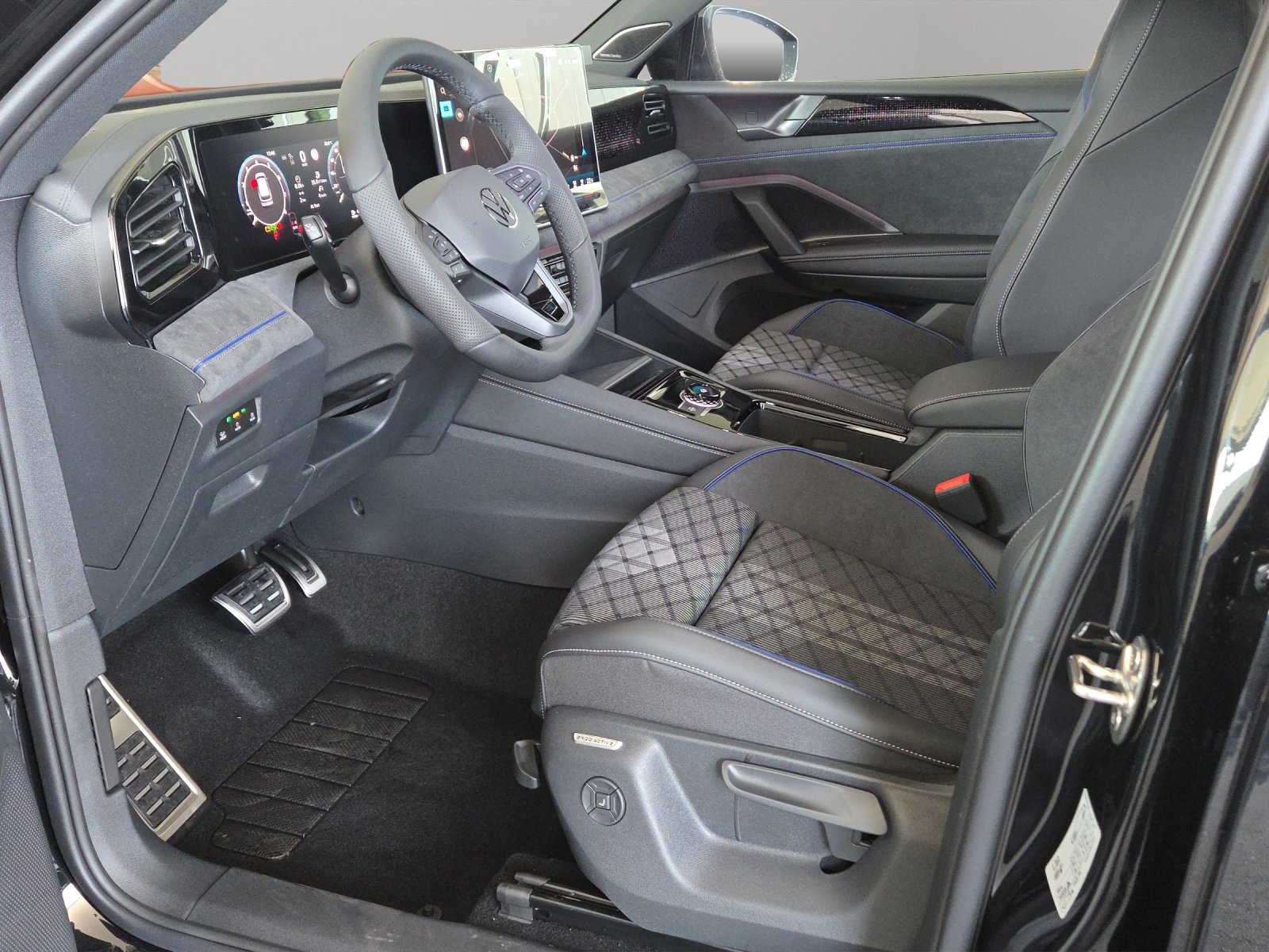 VW Tiguan 2.0 TSI DSG R-Line Plus 4Motion, Essence, Voiture nouvelle, Automatique - 6