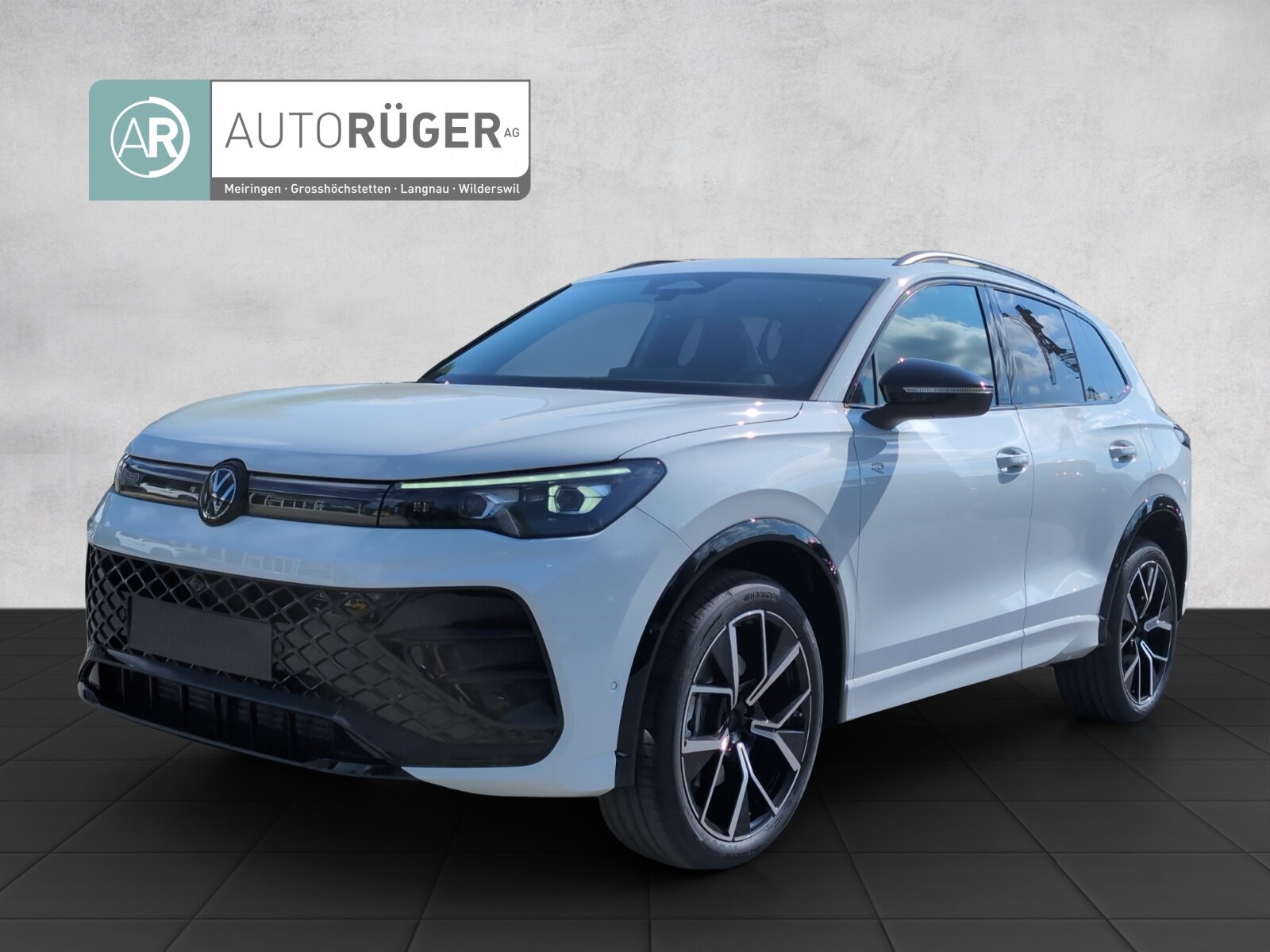 VW Tiguan R-Line UNITED 4Motion