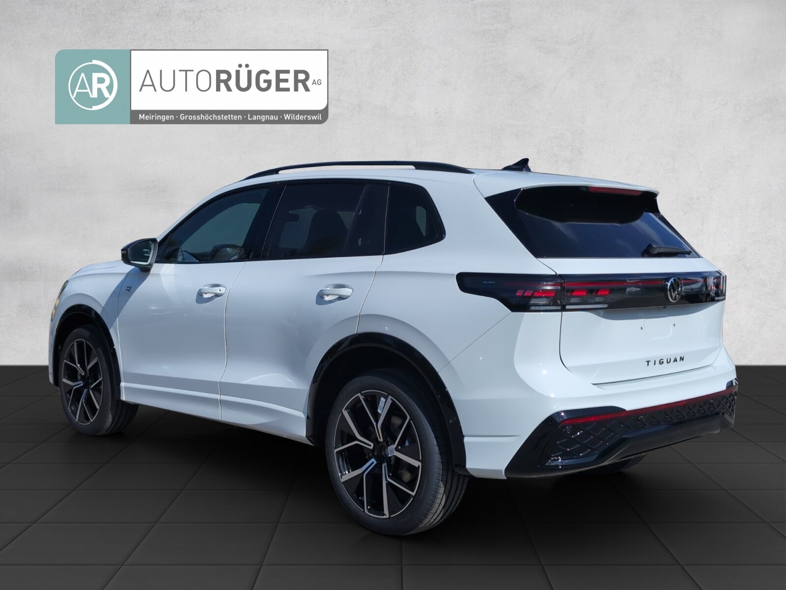 VW Tiguan R-Line UNITED 4Motion, Diesel, Neuwagen, Automatik - 4