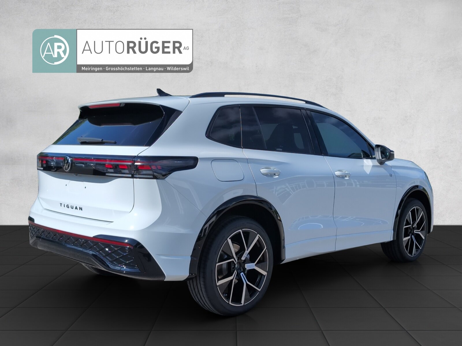 VW Tiguan R-Line UNITED 4Motion, Diesel, Neuwagen, Automatik - 6