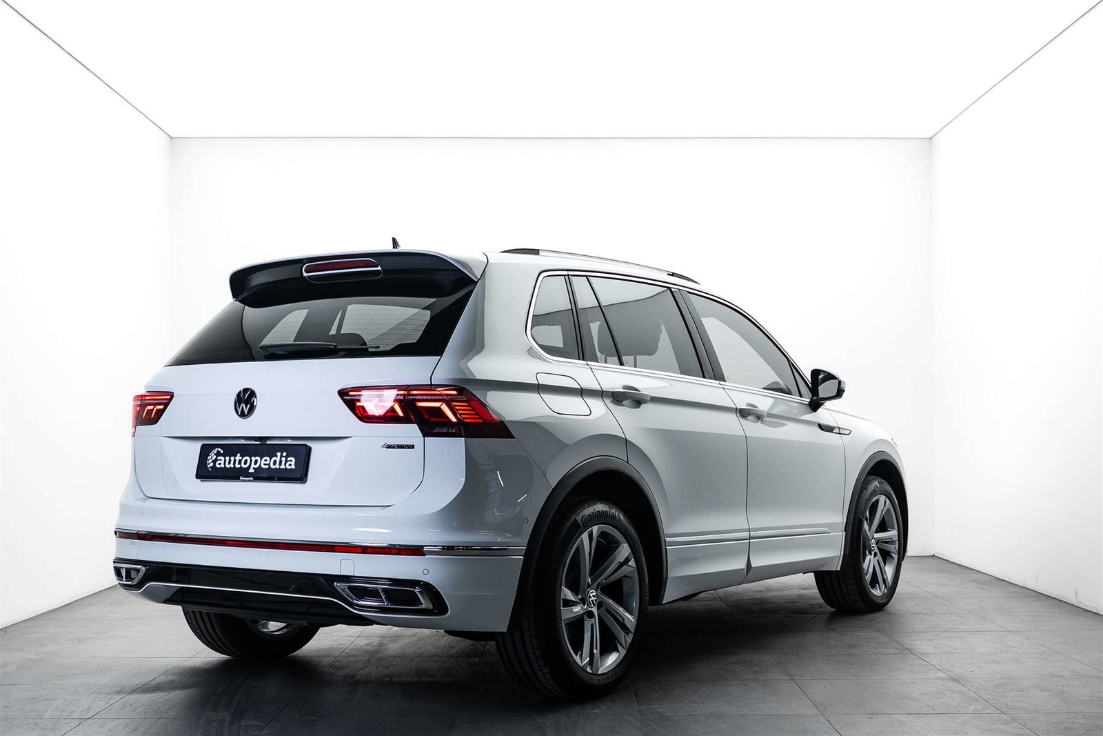 VW Tiguan 2.0 TDI SCR R-Line 4Motion DSG 200PS, Diesel, Occasioni / Usate, Automatico - 3