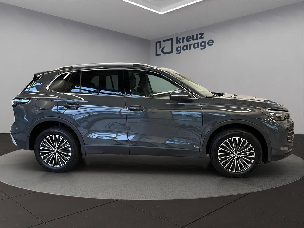 VW Tiguan Elegance, Diesel, New car, Automatic - 2