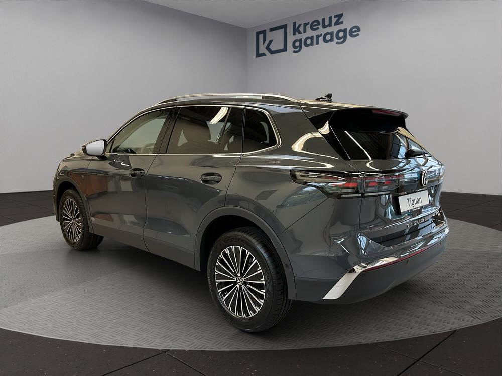 VW Tiguan Elegance, Diesel, New car, Automatic - 4