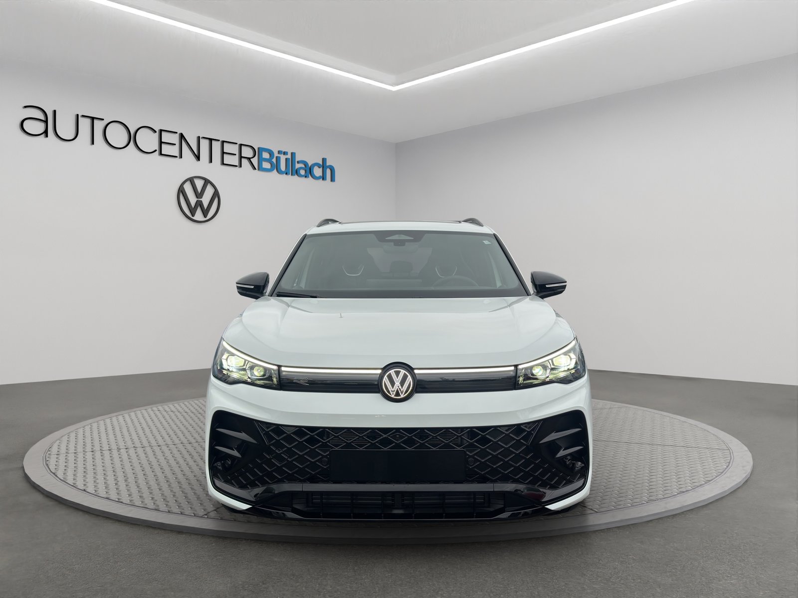 VW Tiguan 2.0 TSI DSG R-Line 4Motion, Essence, Voiture nouvelle, Automatique - 2