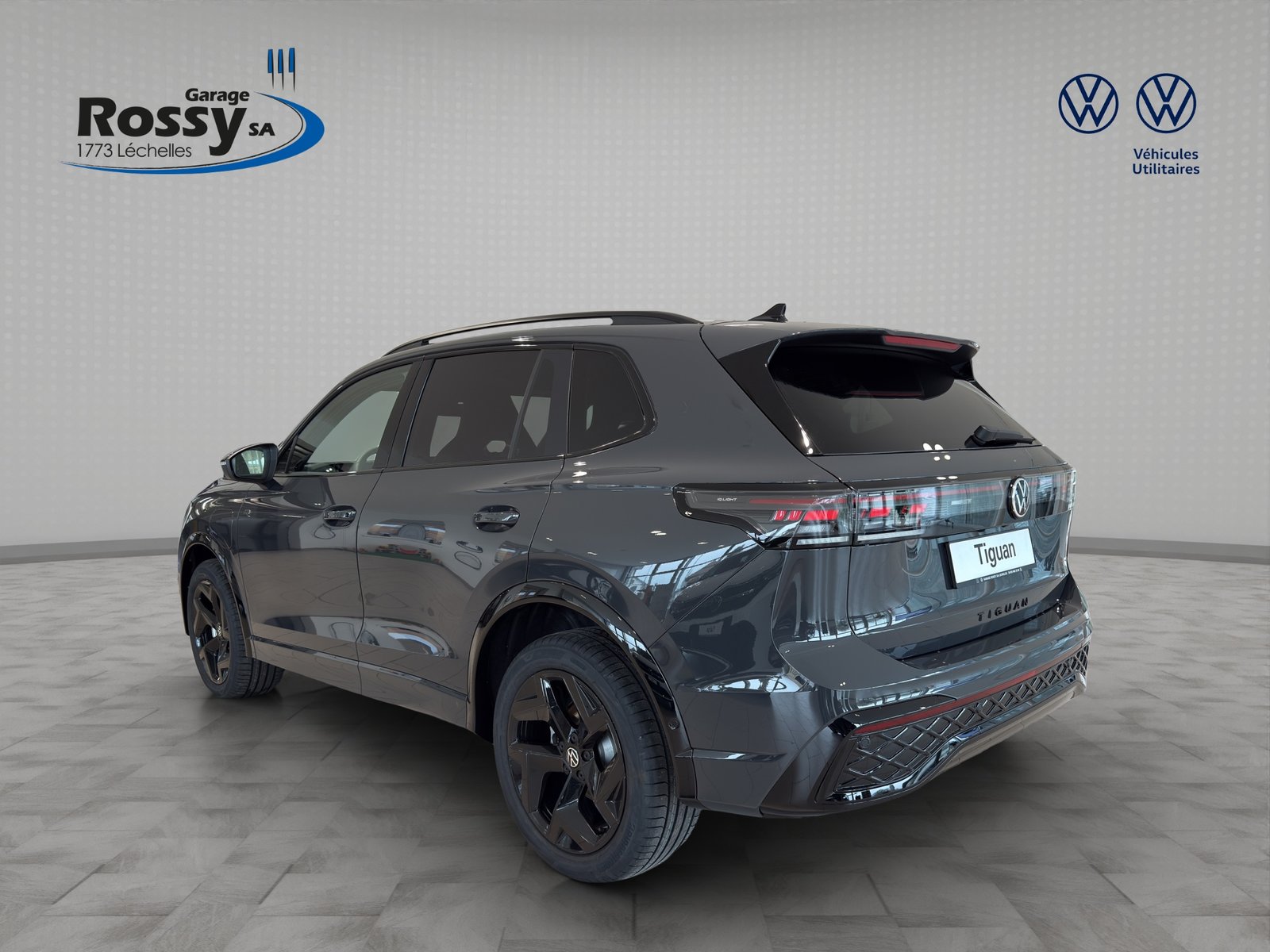 VW Tiguan 1.5 TSI evo2 eHybrid R-Line DSG, Hybride Rechargeable Essence/Électricité, Voiture nouvelle, Automatique - 4