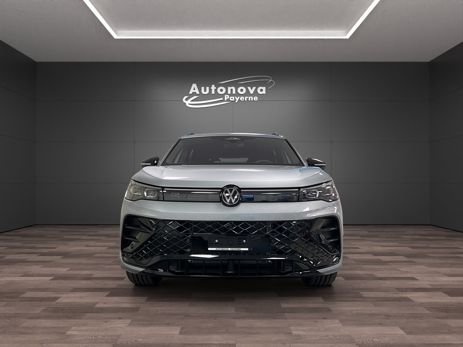 VW Tiguan 1.5 TSI evo2 eHybrid R-Line DSG, Hybride Rechargeable Essence/Électricité, Voiture nouvelle, Automatique - 2