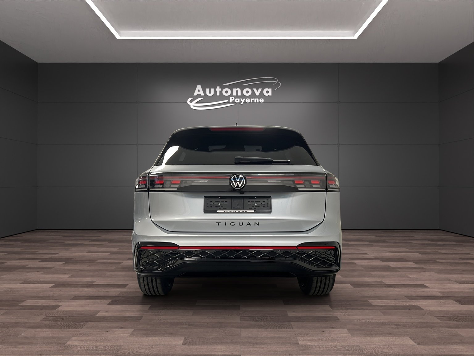 VW Tiguan 1.5 TSI evo2 eHybrid R-Line DSG, Hybride Rechargeable Essence/Électricité, Voiture nouvelle, Automatique - 5