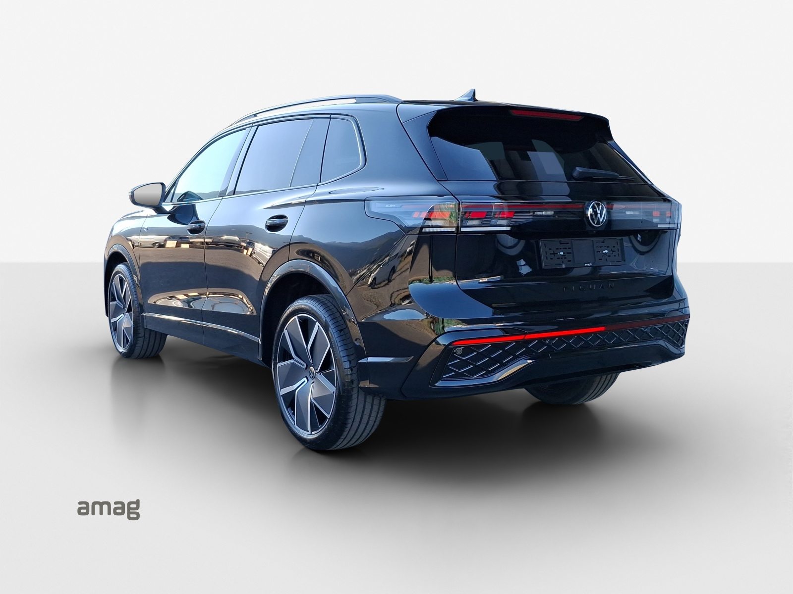 VW Tiguan R-Line, Essence, Voiture nouvelle, Automatique - 3