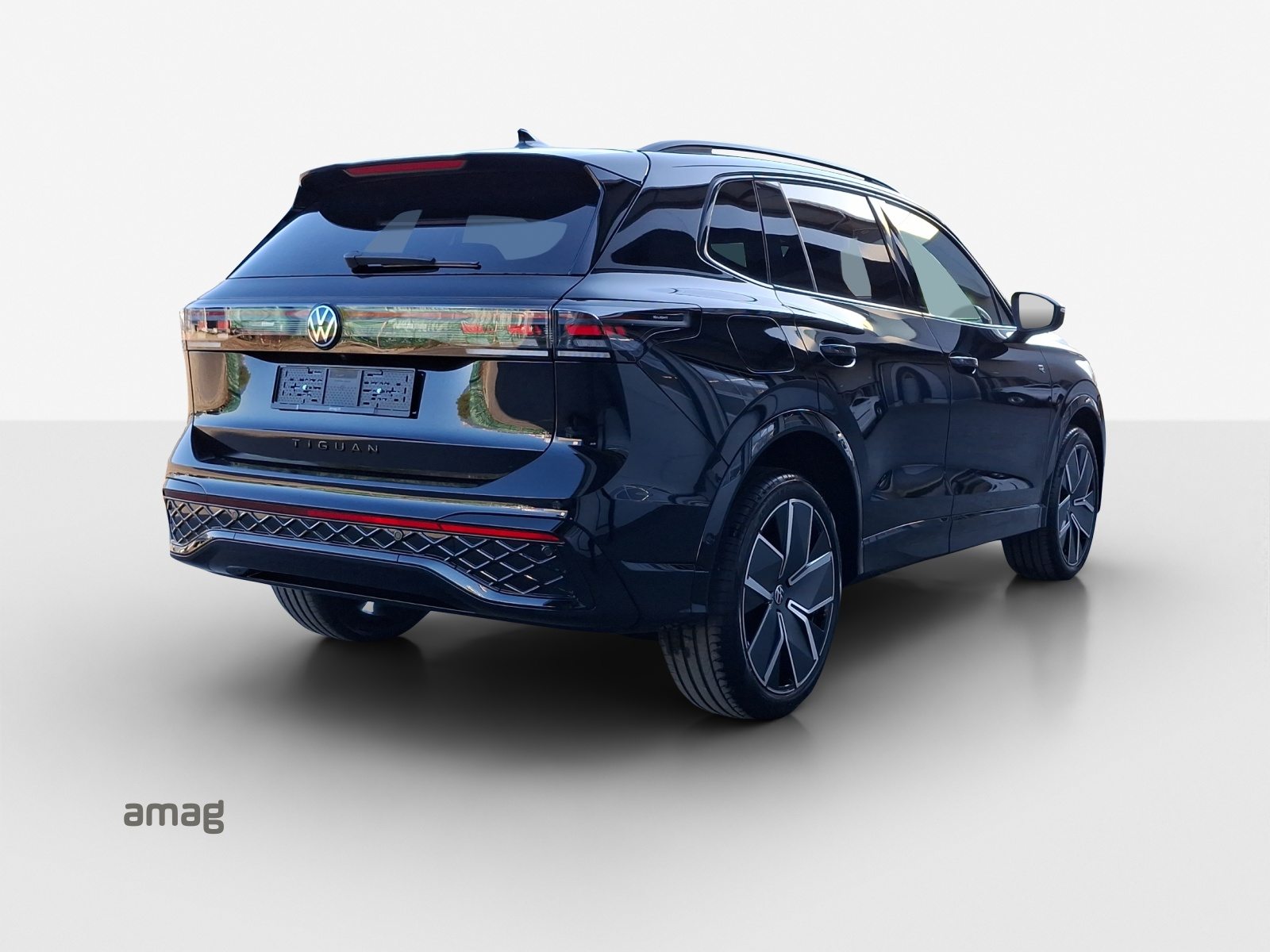 VW Tiguan R-Line, Essence, Voiture nouvelle, Automatique - 5
