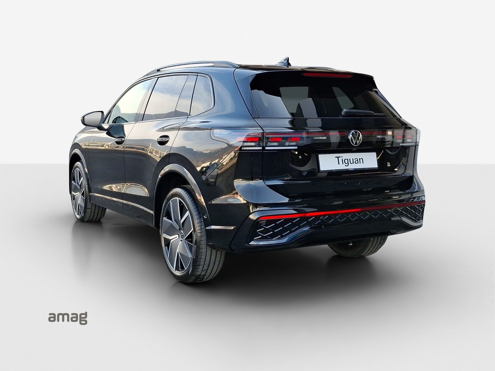 VW Tiguan R-Line, Essence, Voiture nouvelle, Automatique - 3