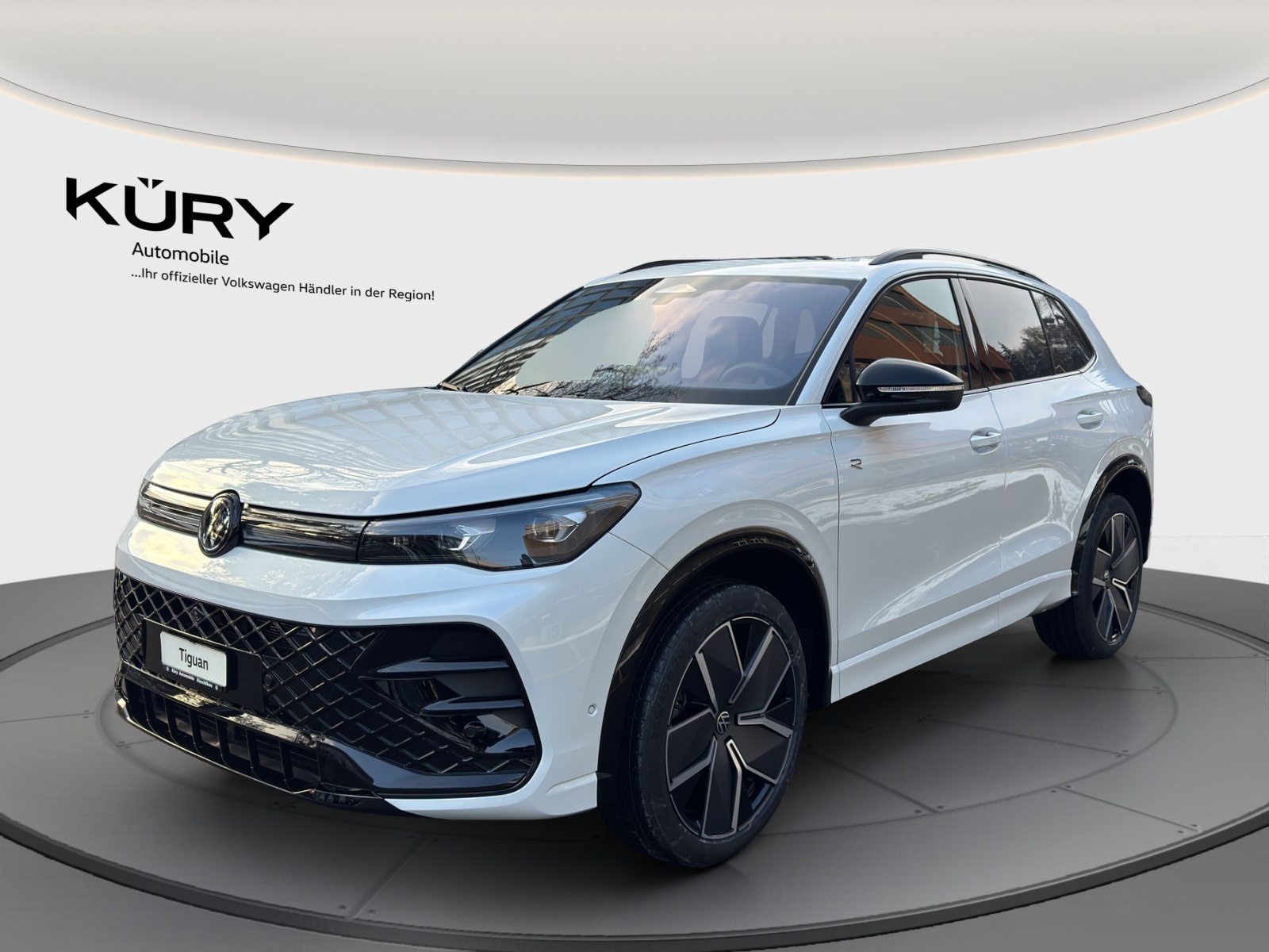 VW Tiguan R-Line