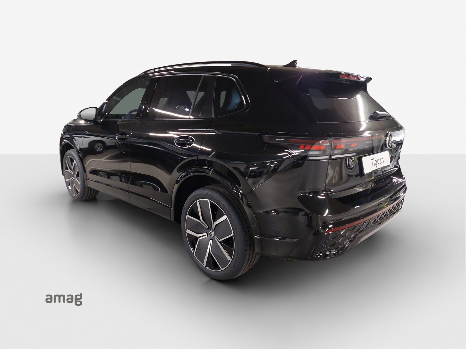 VW Tiguan R-Line, Essence, Voiture nouvelle, Automatique - 3