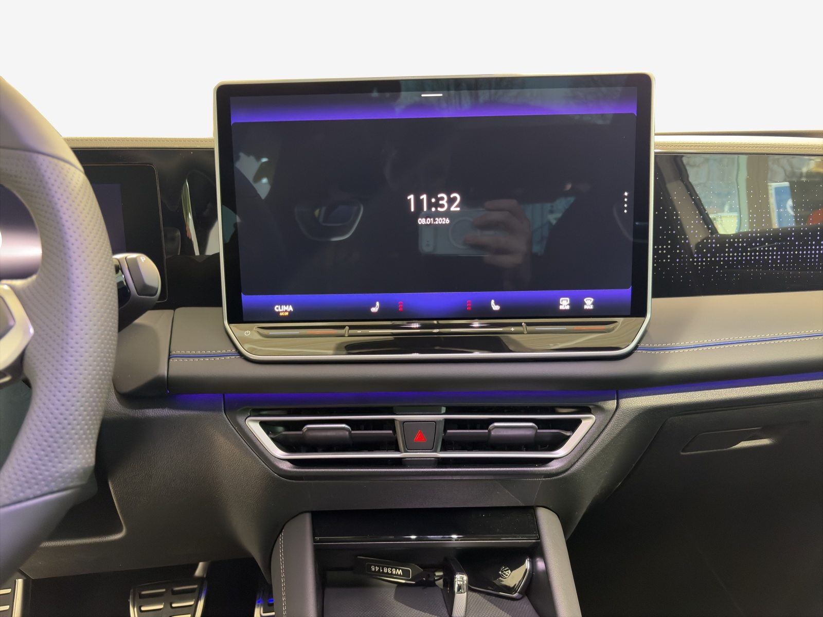 VW Tiguan R-Line, Essence, Voiture nouvelle, Automatique - 6