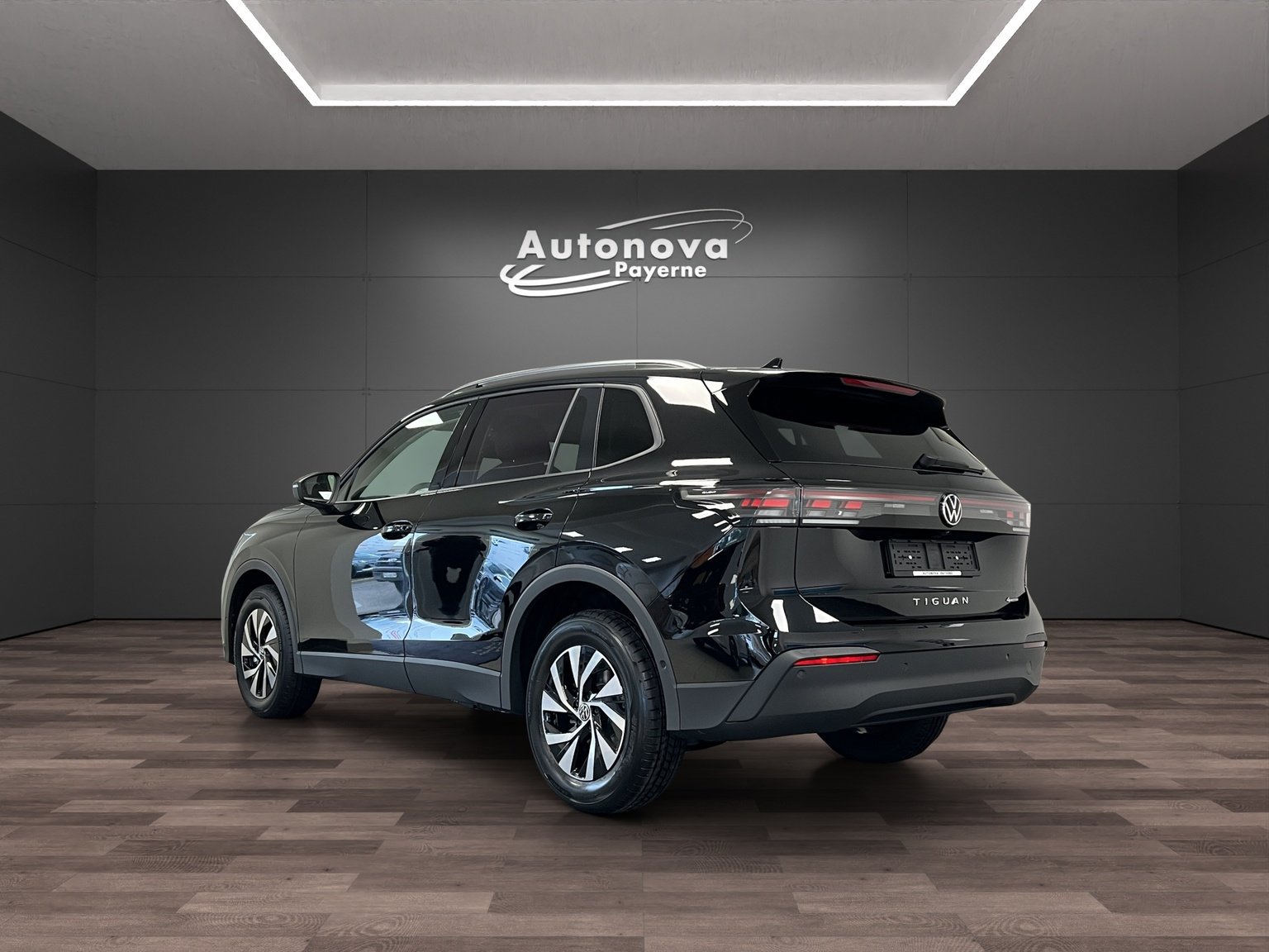 VW Tiguan 2.0 TSI United DSG 4Motion, Essence, Voiture nouvelle, Automatique - 4