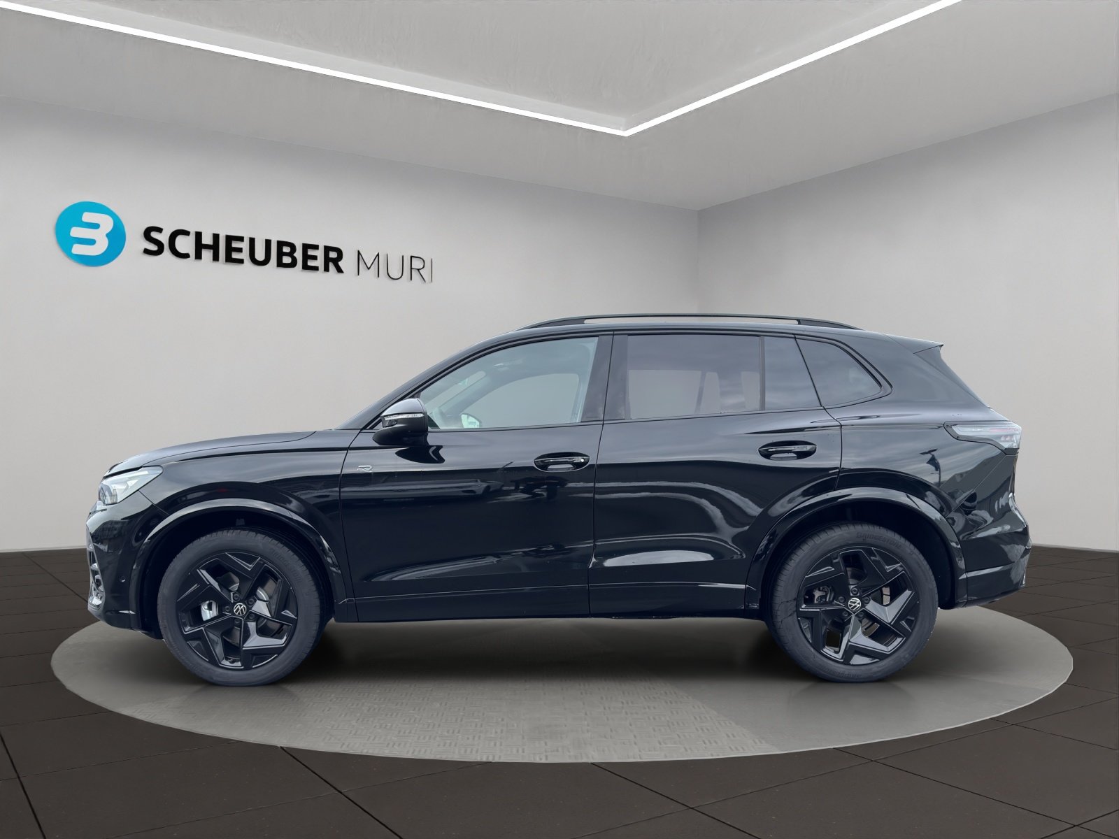 VW Tiguan 2.0 TSI DSG R-Line 4Motion, Benzin, Neuwagen, Automatik - 2