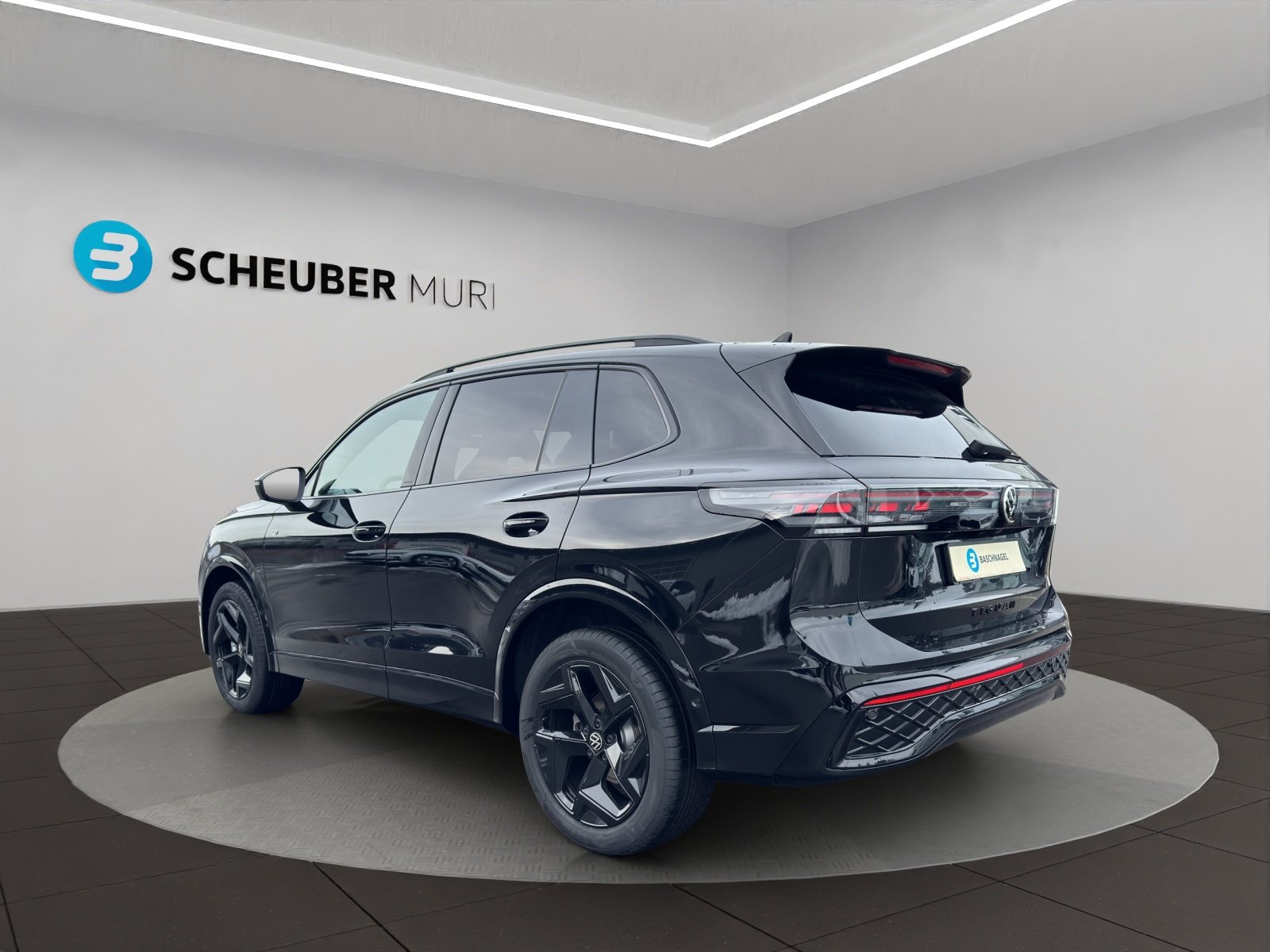VW Tiguan 2.0 TSI DSG R-Line 4Motion, Benzin, Neuwagen, Automatik - 3