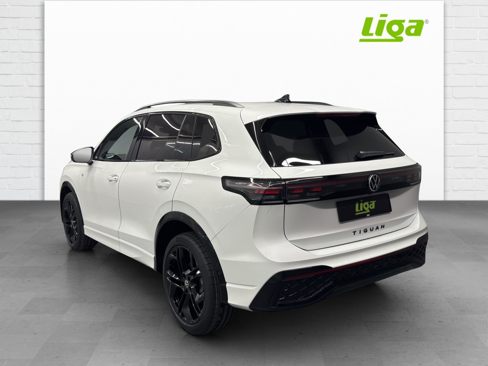 VW Tiguan 2.0 TSI R-Line United DSG 4motion, Essence, Voiture nouvelle, Automatique - 4