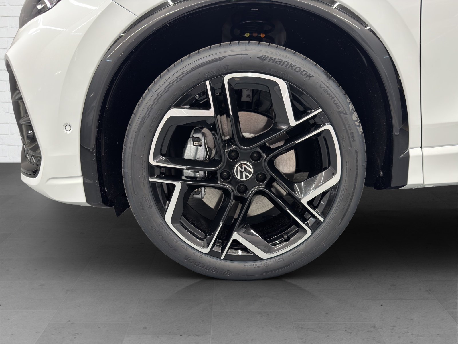 VW Tiguan 2.0 TSI R-Line DSG 4motion, Essence, Voiture nouvelle, Automatique - 6