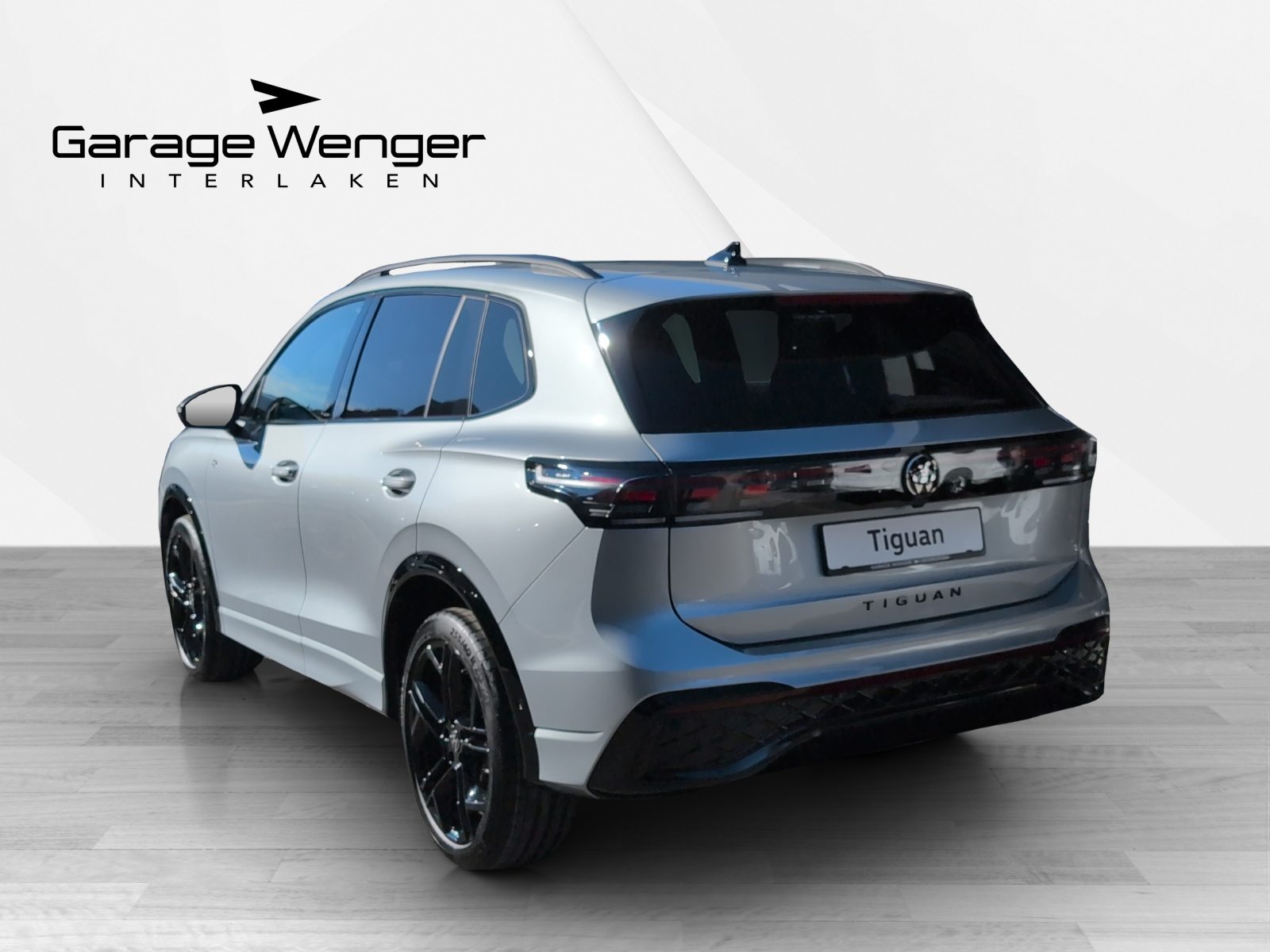 VW Tiguan R-Line, Petrol, New car, Automatic - 4