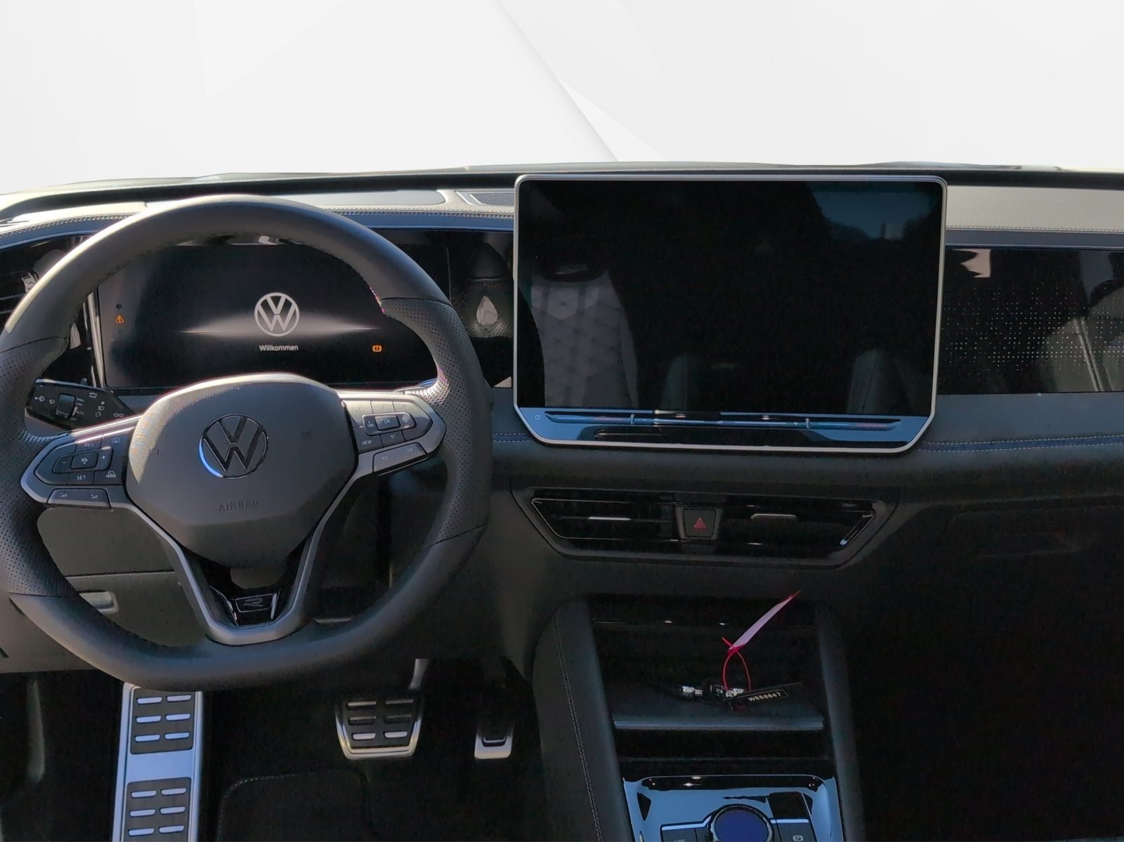VW Tiguan R-Line, Petrol, New car, Automatic - 7