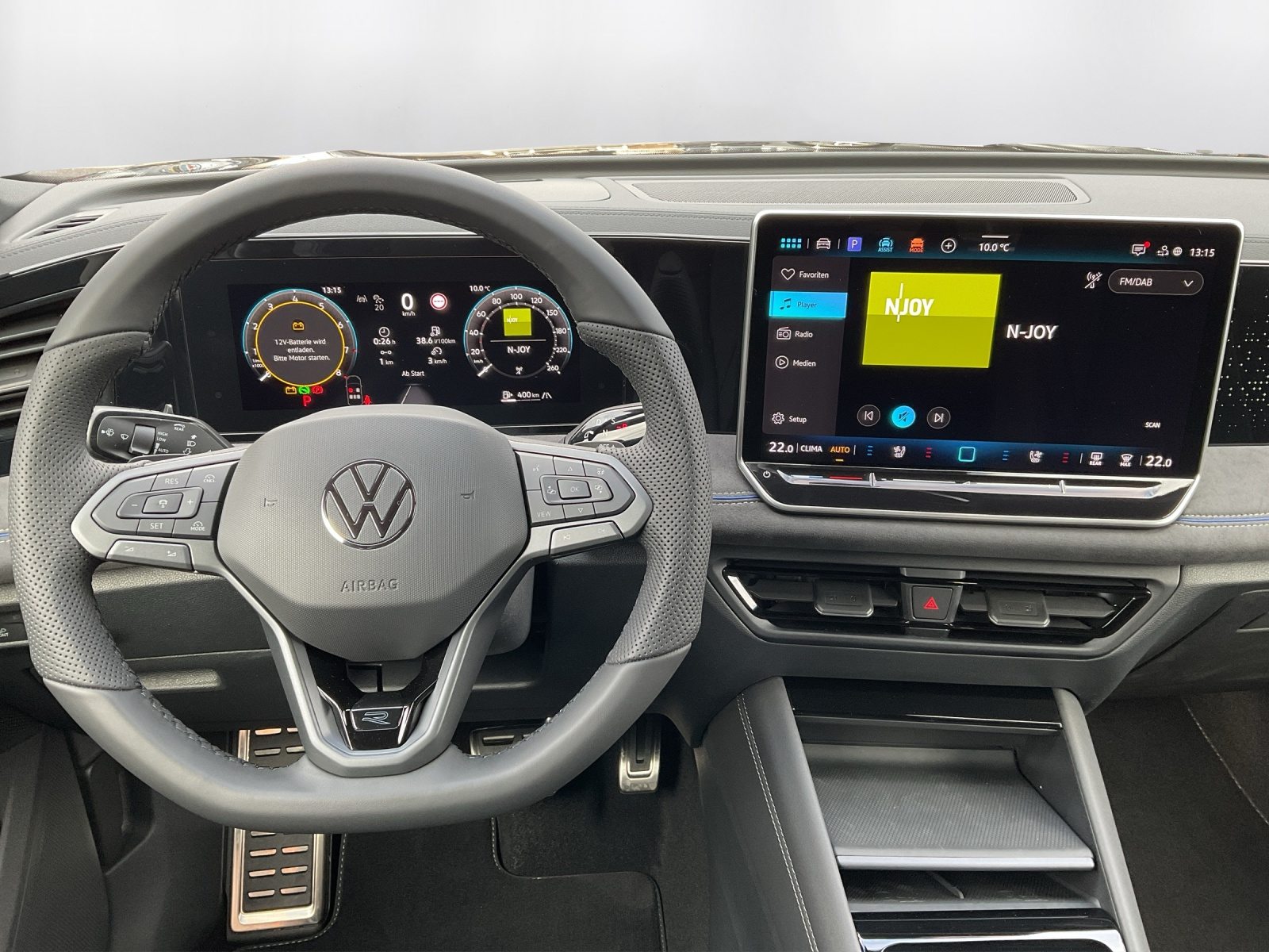 VW Tiguan R-Line, Petrol, New car, Automatic - 7