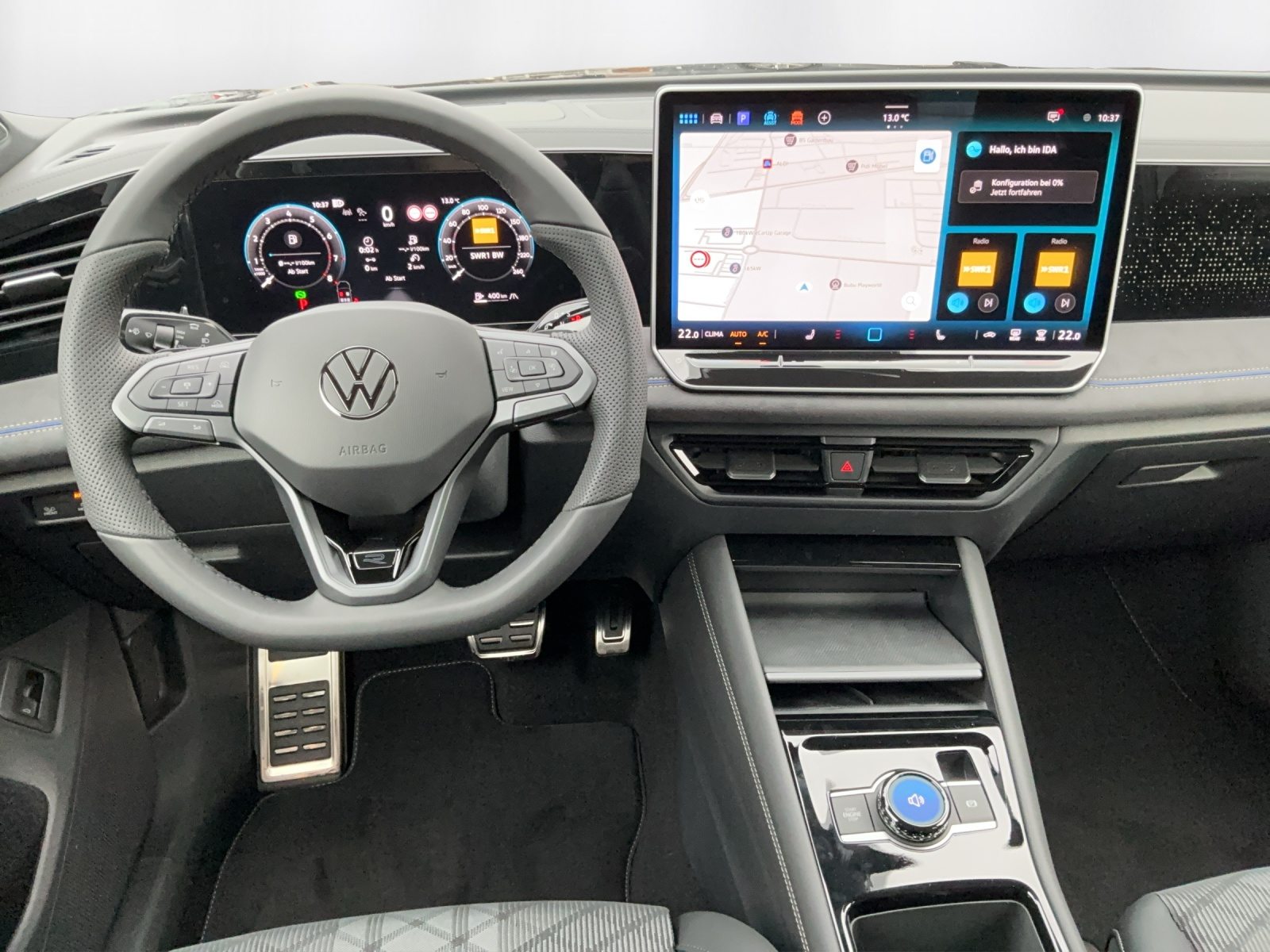 VW Tiguan R-Line, Petrol, New car, Automatic - 7