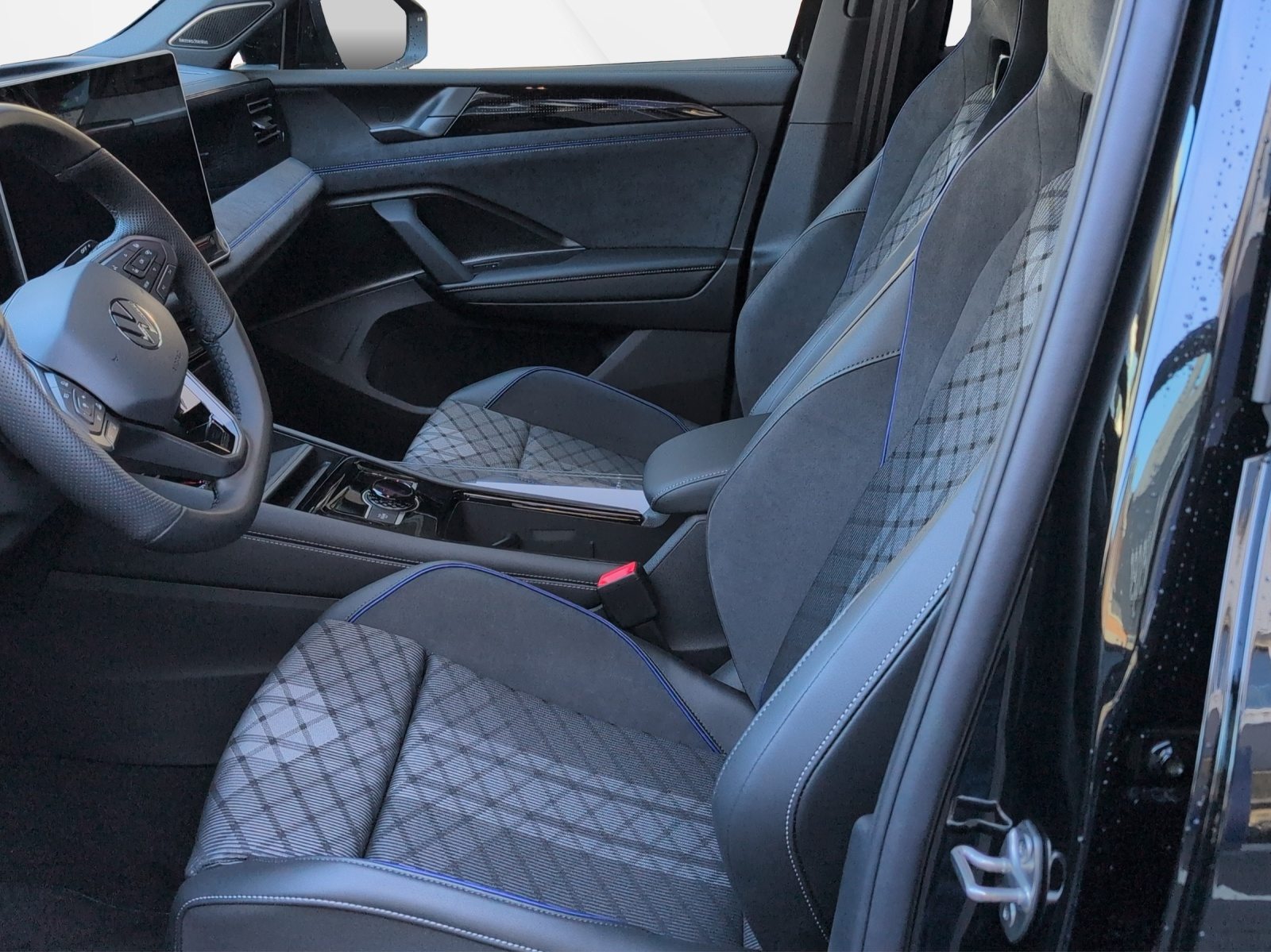 VW Tiguan R-Line, Essence, Voiture nouvelle, Automatique - 6
