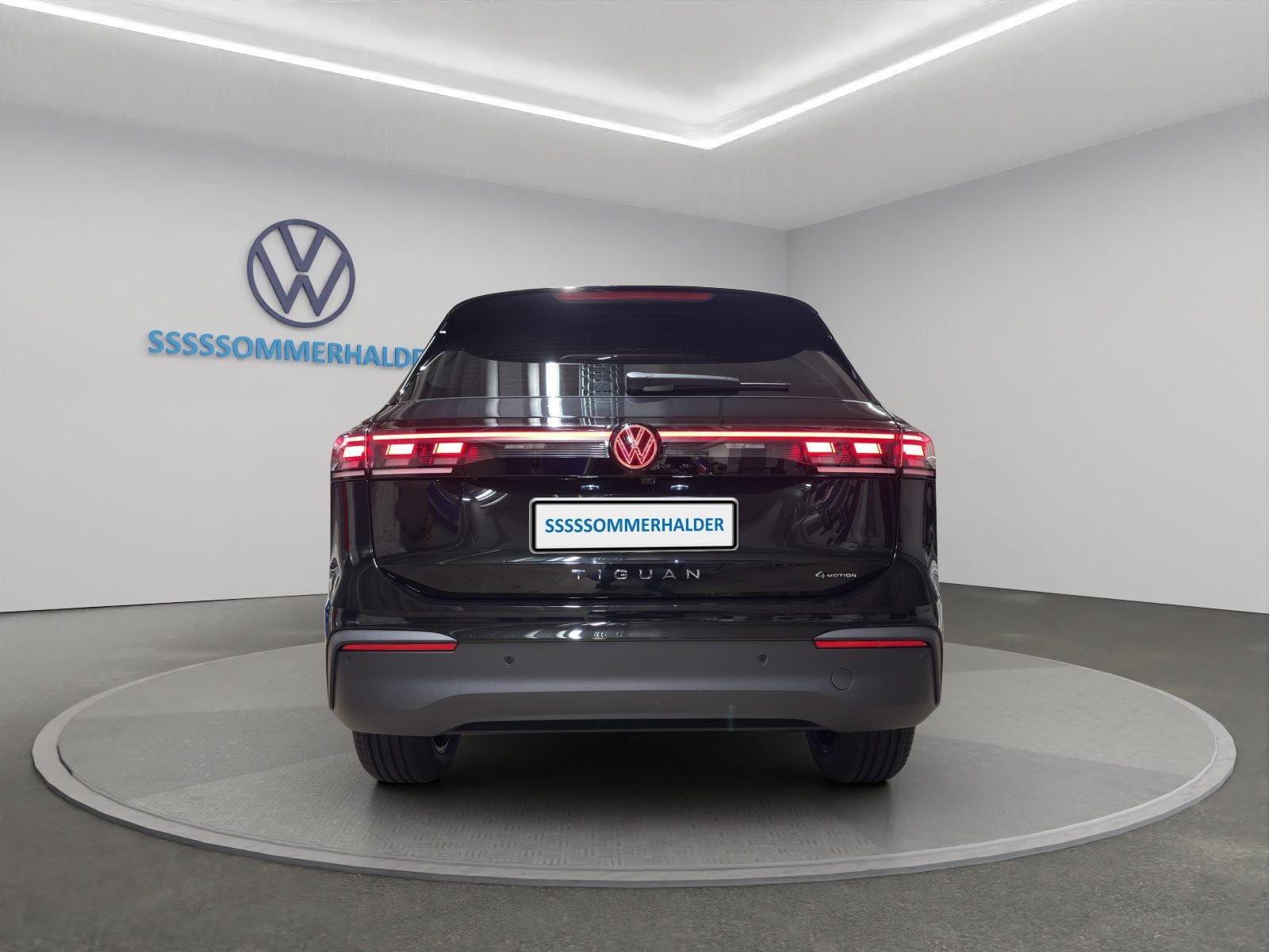 VW Tiguan UNITED, Petrol, New car, Automatic - 4