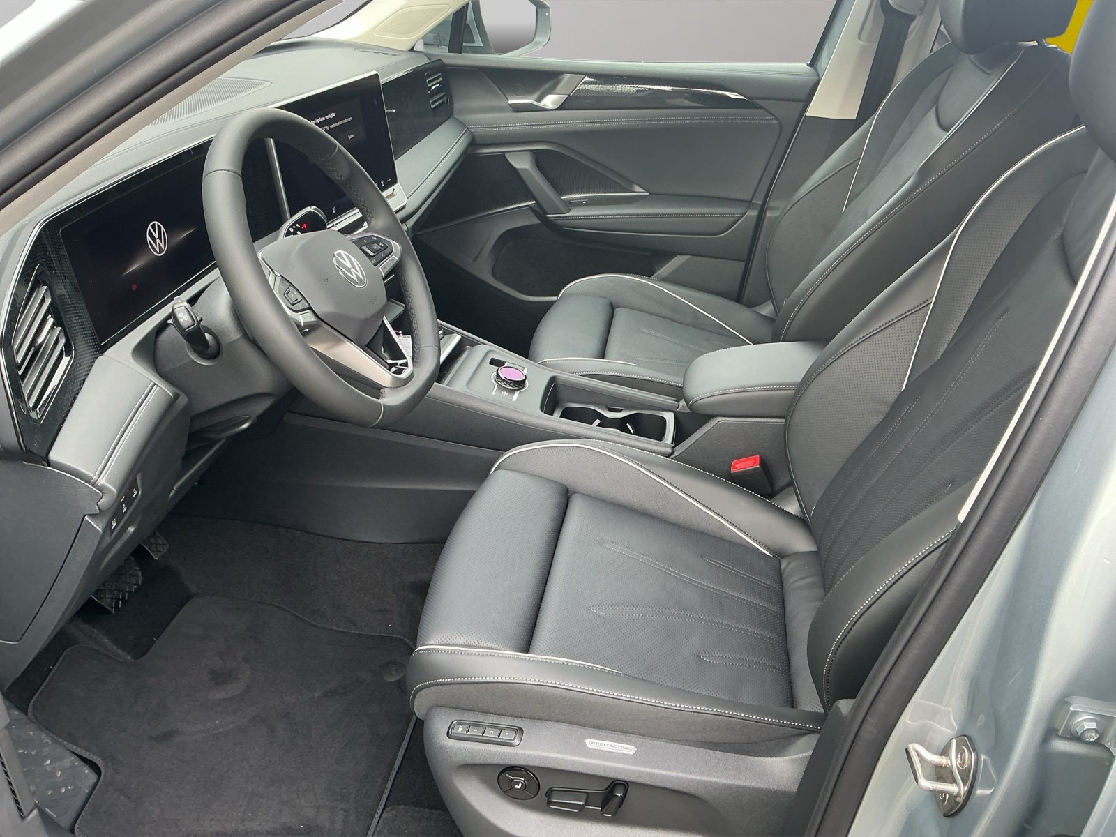 VW Tiguan UNITED, Benzin, Neuwagen, Automatik - 5