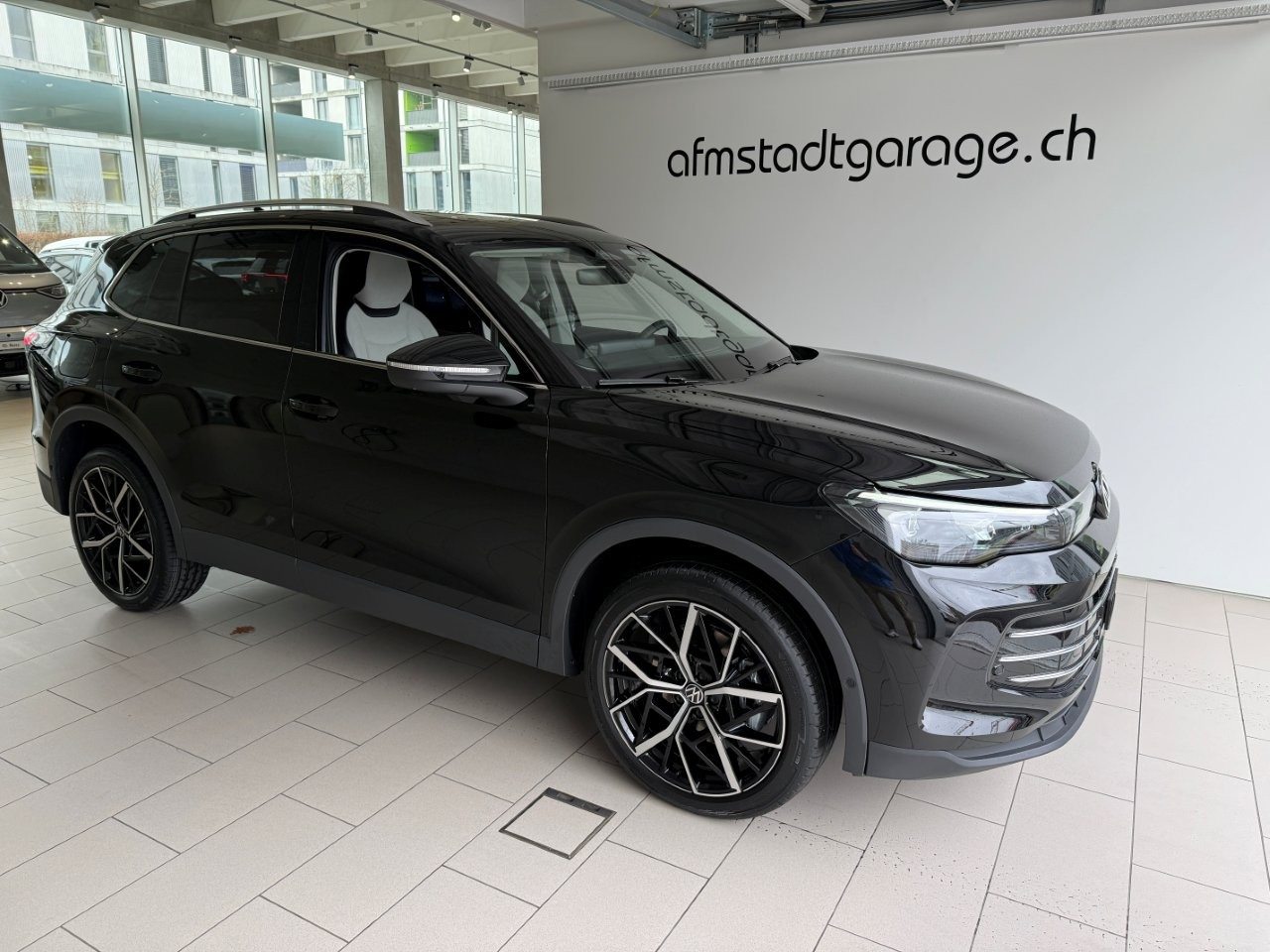 VW Tiguan Elegance