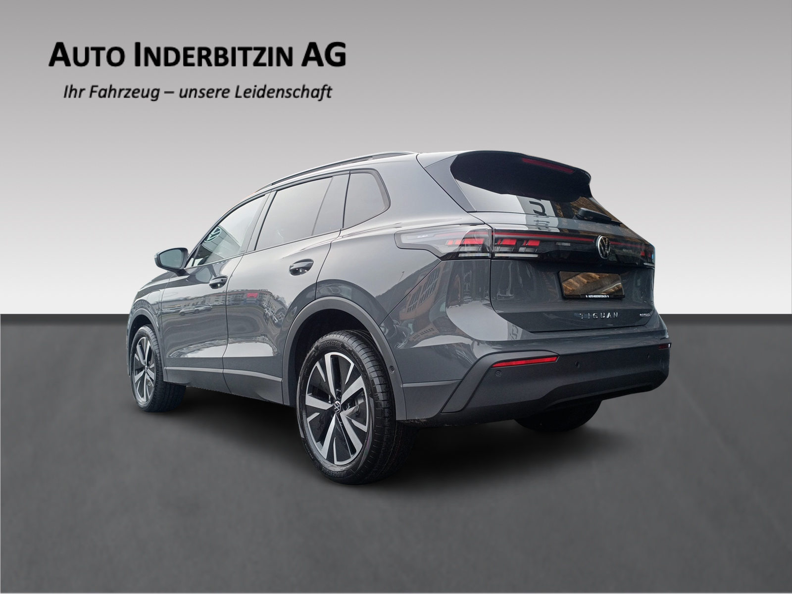 VW Tiguan Life, Full-Hybrid Petrol/Electric, New car, Automatic - 6