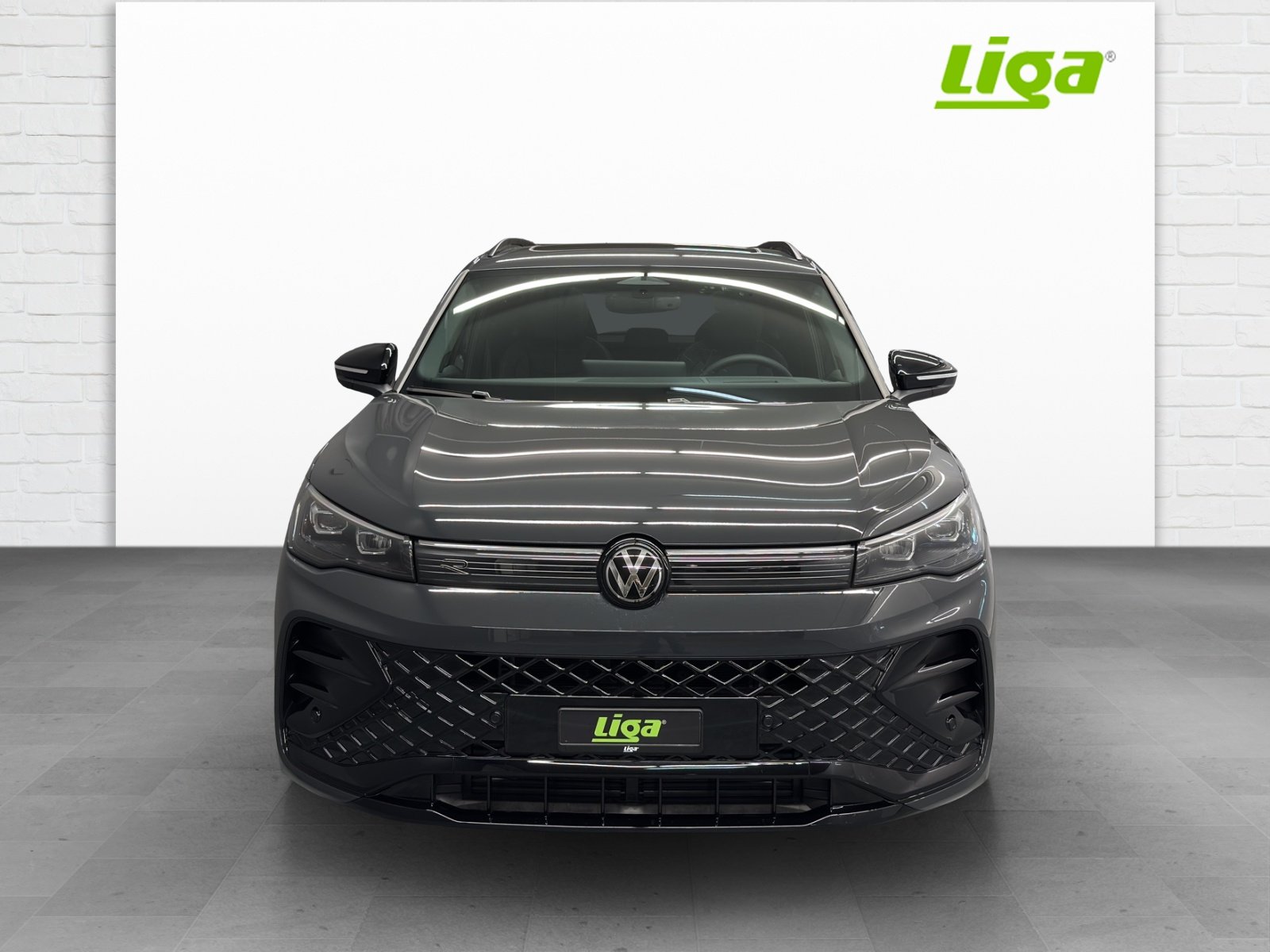 VW Tiguan 2.0 TSI R-Line DSG 4motion, Benzin, Neuwagen, Automatik - 3