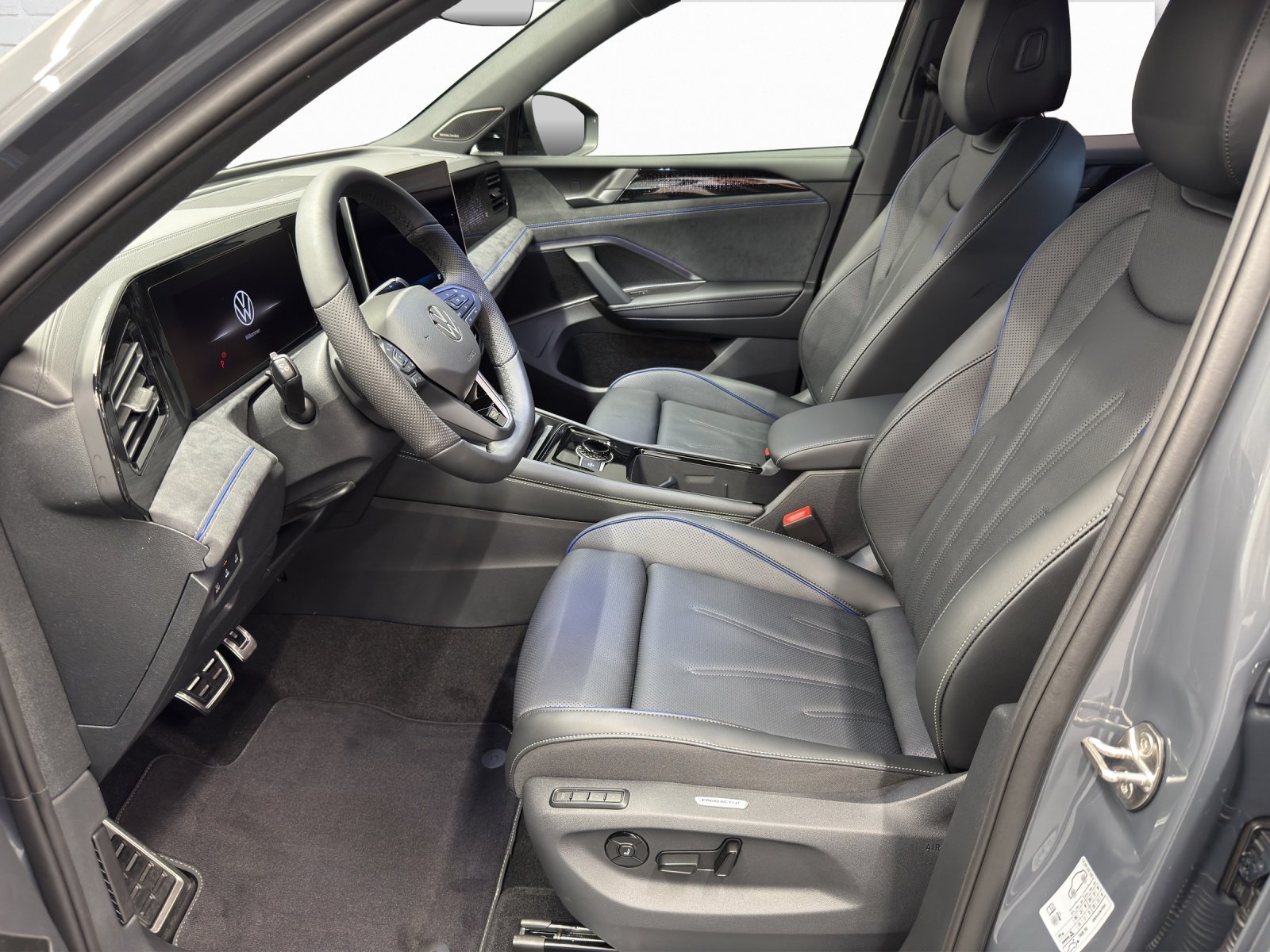 VW Tiguan 2.0 TSI R-Line DSG 4motion, Benzina, Auto nuove, Automatico - 7