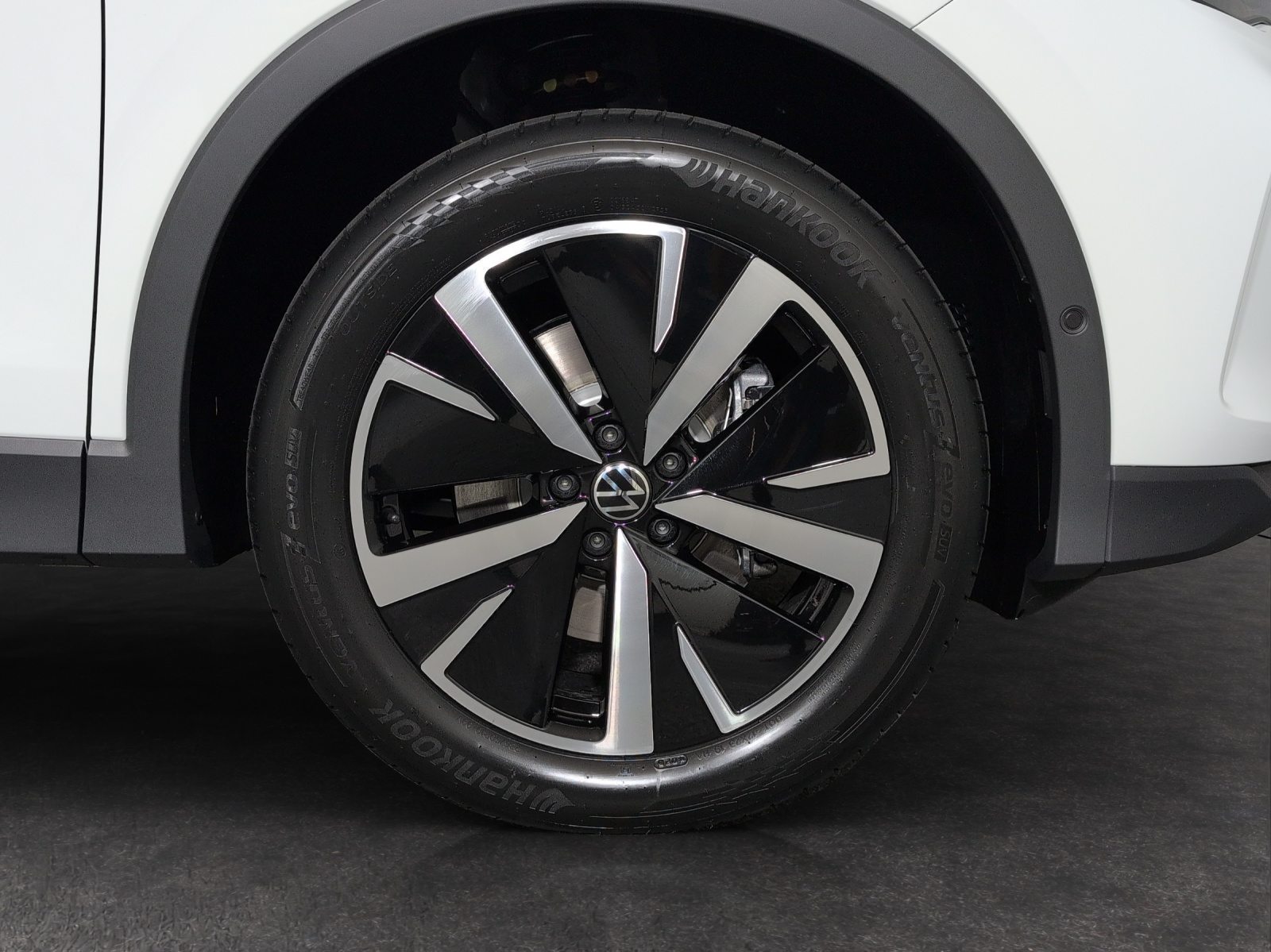 VW Tiguan UNITED, Essence, Voiture nouvelle, Automatique - 5