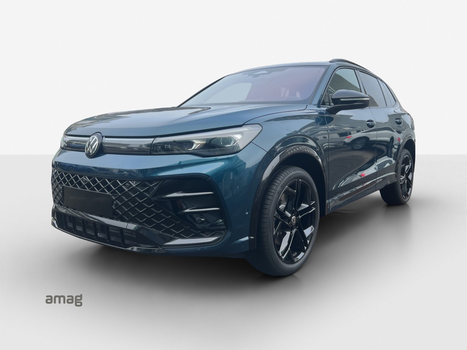 VW Tiguan R-Line